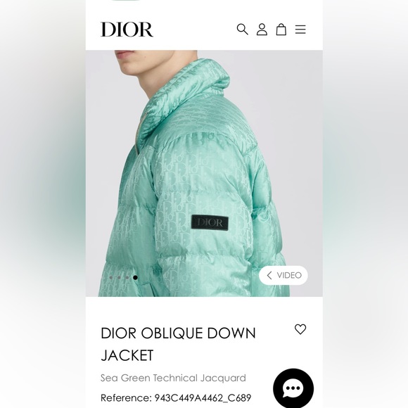 This jacket is beautiful ! Hardly warn , tags are still in intact ! - Picture 4 of 11